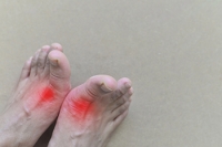 When Foot Pain Strikes Overnight